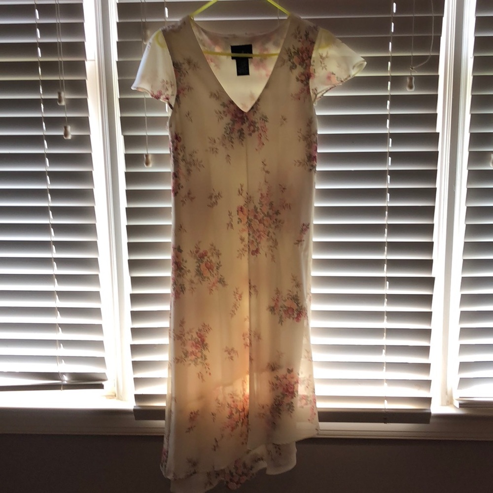 Super cute floral dress